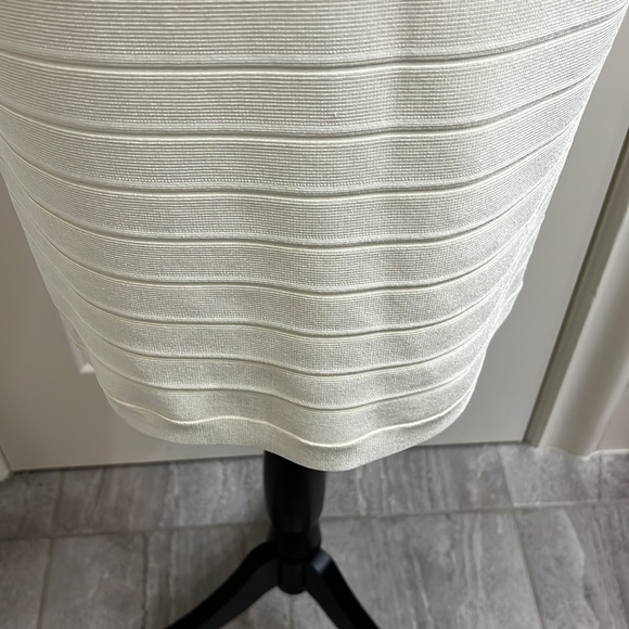 Like New Herve Leger Colorblock Dress - Picture 3 of 9